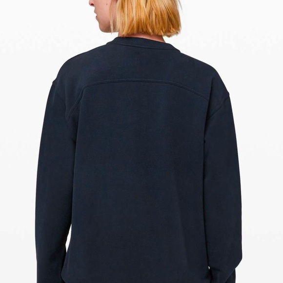 Lululemon All Yours Crew - Picture 2 of 5